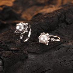 Whispering Shell Pearl Texture Ring