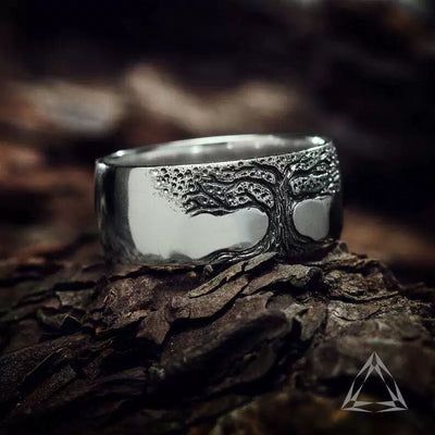 Retro Carved Tree of Life Ring – Ancient Gold & Antique Silver Adjustable Design
